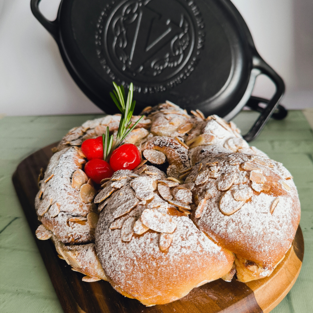 Pan Navideño Relleno de Crema de Chocolate y Naranja