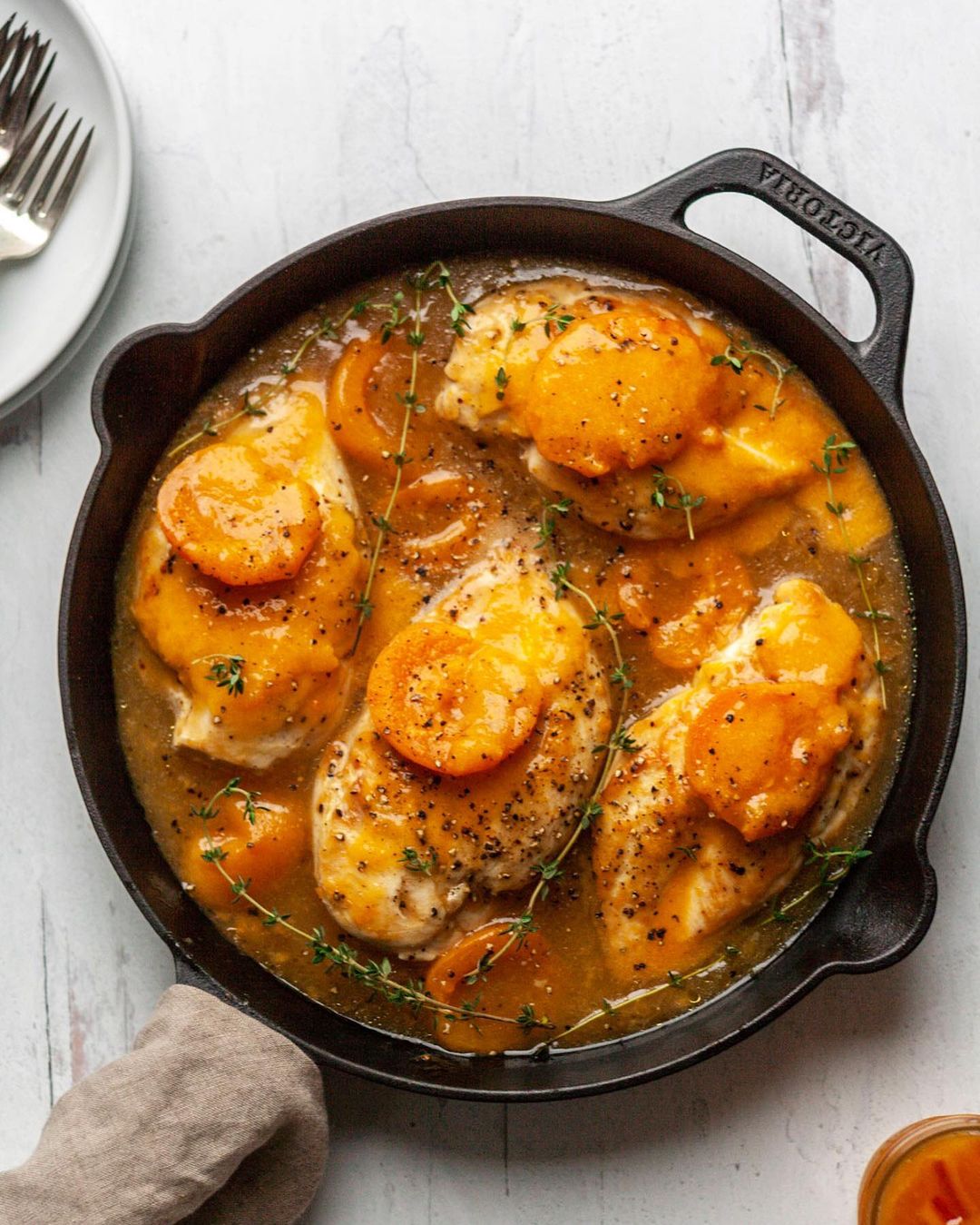 Pollo en Salsa de Durazno: Un Toque Único en Tu Mesa