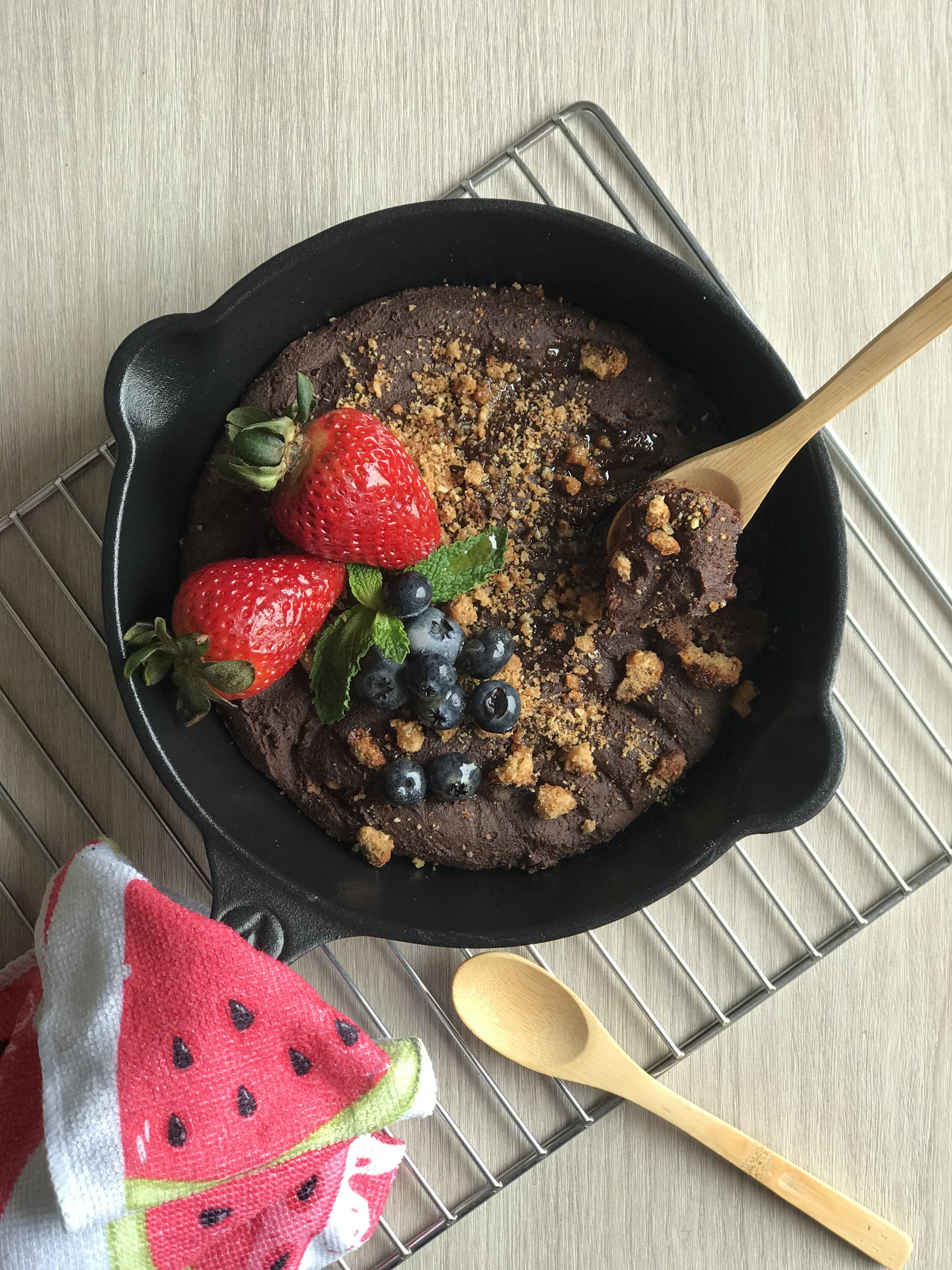 Brownie Saludable en Sartén: Un Postre Irresistible y Nutritivo