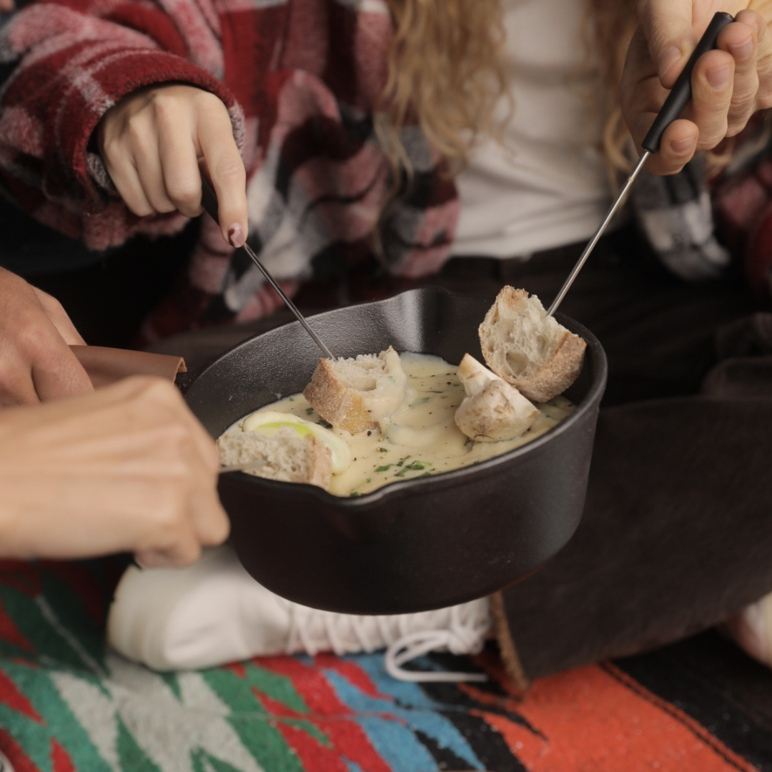 Cómo preparar un fondue perfecto con tu utensilios Victoria