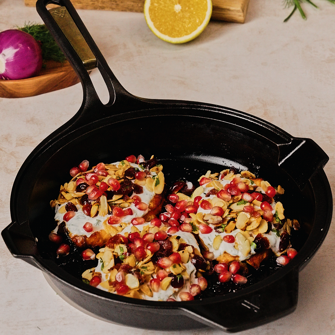 Salmón en salsa de yogurt y frutas